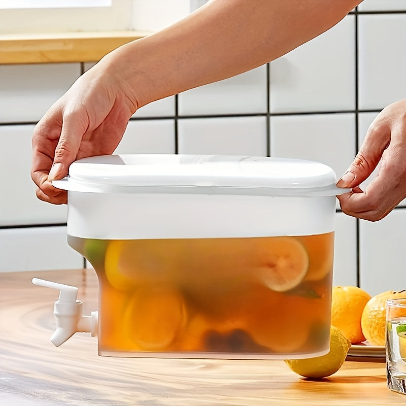 Large Capacity Fridge Cold Kettle with Faucet | Plastic Beverage Dispenser with Tap for Iced Juice, Fruit Tea & Lemonade | Leak-Proof Drink Container for Fridge & Party